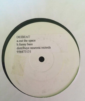 DeiBeat - Out Of Space / Funny Bass - 12", Unofficial, W/Lbl